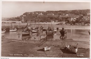 RP; ST. IVES, England, 20-40s; The Harbour