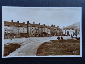 Yorkshire REETH High Row & Kings Arms Hotel c1930s RP Postcard by Valentine