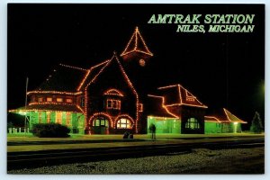 NILES, Michigan MI~ Christmas Light AMTRAK STATION Railroad Depot 4x6 Postcard