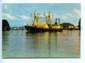 498840 Vietnam Ha Long Floating port Old postcard