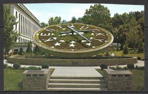 Kentucky, Frankfort - Floral Clock- [KY-034]