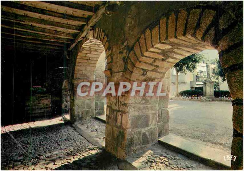 Postcard Modern Laguenne (Correze) Twelfth Century Arcades