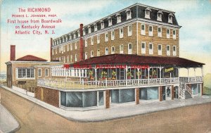 NJ, Atlantic City, New Jersey, Richmond Hotel, Exterior View, Chilton Pub