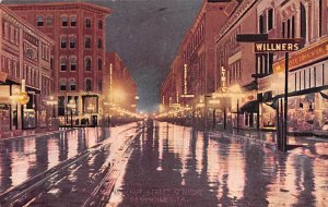 Walnut Street Des Moines, Iowa  