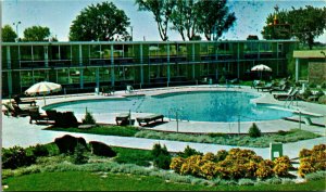 Poolside Holiday Inn Motel Twin Falls Idaho ID UNP Chrome Postcard B1