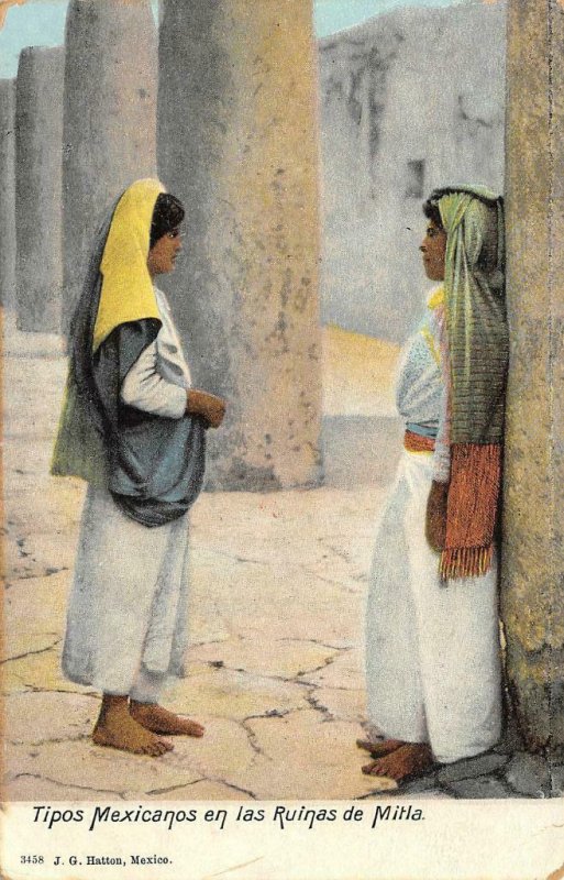 Tipos Mexicanos en las Ruinas de Mitla, Mexico c1900s Vintage Postcard