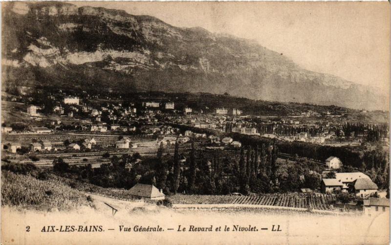 CPA AIX-les-BAINS - Vue générale - Le Revard et le Nivolet (352381)