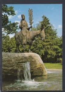 Germany Postcard - Oberammergau - Bronzeskulptur Von Hans Schwaighofer RR6759