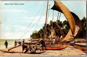 Return from Fishing, Men on Beach with Boats Ceylon Vintage Postcard D12