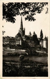 CPA Autun Vue vers la Cathedrale FRANCE (953988)