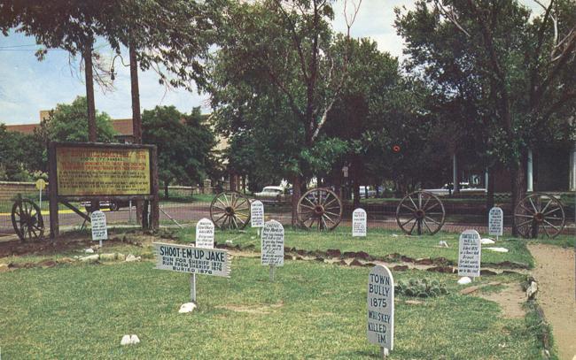 USA, Kansas, Dodge City, Boot Hill Museum, Boot Hill Cemetery Stock Photo -  Alamy