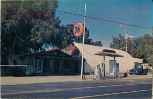 1960s Dulzura California Barrett Cafe 76 gas pumps occupation Postcard 26-653
