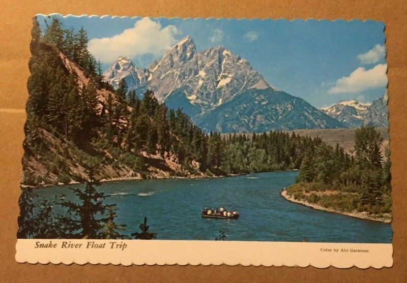 VINTAGE UNUSED POSTCARD - SNAKE RIVER FLOAT TRIP, TETONS, JACKSON HOLE, WYOMING