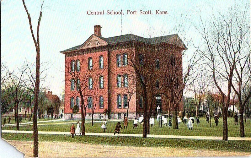 Central School Fort Scott Kans. Kansas Vintage Postcard Standard View Card 