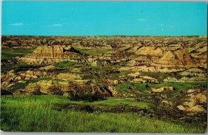 Painted Canyon, Theodore Roosevelt Natl Park ND Badlands Vintage Postcard C72