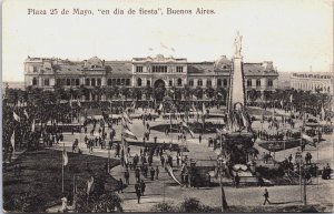 Argentina Buenos Aires Plaza 25 de Mayo en Dia De Fiesta Vintage Postcard C092