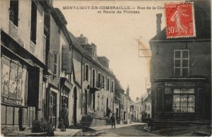 CPA MONTAIGUT MONTAIGUT-en-COMBRAILLE - Street Scene (1255729)