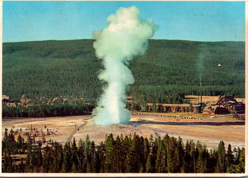 Yellowstone National Park Old Faithful Geyser