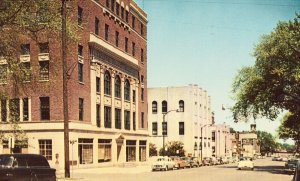 Jackson County Building - Jackson, Michigan postcard Old Cars