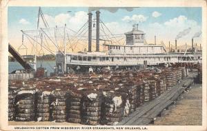 BG19659 unloading cotton from mississippi river steamboats new orleans usa