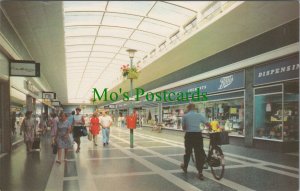 Essex Postcard - Chelmsford, The Pedestrian Precinct  RS35695