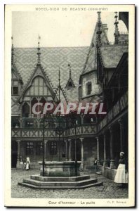 Postcard Old Hotel Dieu in Beaune Cote d'Or Court of Honor The Well