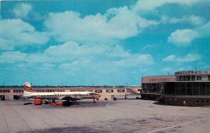 1950s Houston Texas International Airport Departure Field Postcard 25-8601