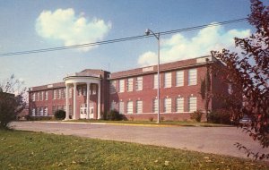 MS - Raymond. Hinds Junior College, Administration Building