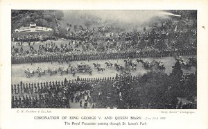 A983 Royalty Coronation King GeorgeV Queen Mary 1911 near St James Park postcard
