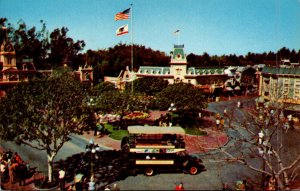 Disneyland Main Street Town Square