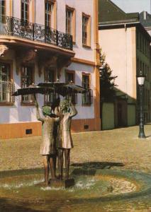 Germany Mainz Maedchenbrunnen am Ballplatz