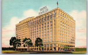 Rochester Minnesota~Hotel Kahler From Lawn~Vintage Linen Postcard