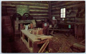 Postcard - Interior of Onstot's Copper Shop, Lincoln's New Salem, Illinois, USA