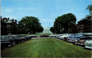 VINTAGE POSTCARD 1950s CARS PARKED AT CAMPUS N.Y. STATE COLLEGE OF AGRICULTURE