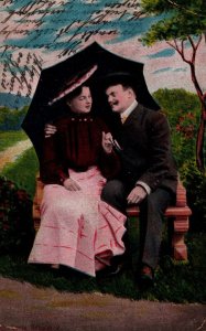 Victorian Romantic Couple With Umbrella Vintage Postcard 09.90