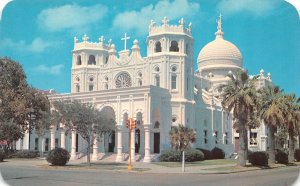 Galveston, TX Texas   SACRED HEART CHURCH   Chrome Rounded Corner Postcard