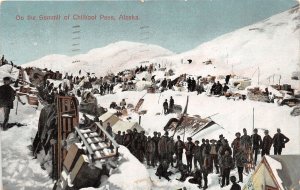 J31/ Chilkoot Pass Alaska Postcard c1910 Summit Miners Snow People 128
