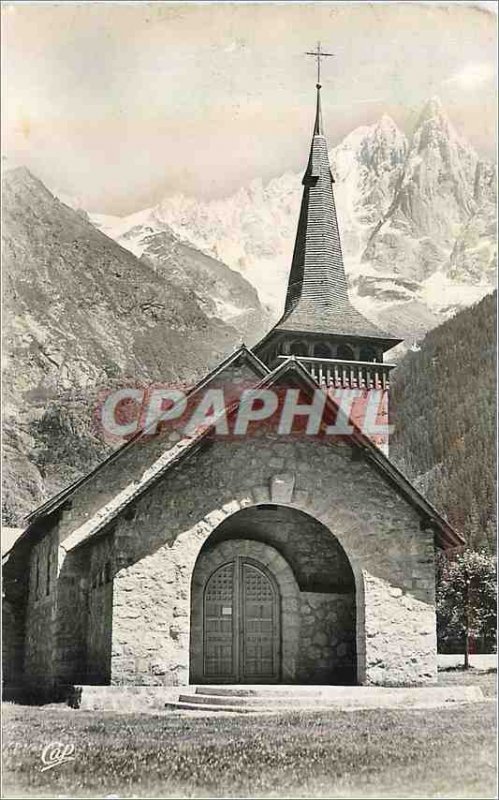 Modern Postcard Chamonix La Chapelle des Praz and Dru
