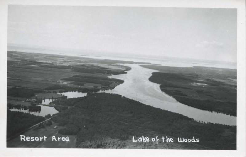 Baudette MN Minnesota ~ Lake Of The Woods ~ Resort Area ~ RPPC Postcard 