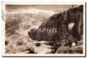 Old Postcard Quiberon waves Effect has Grotto Kergroix