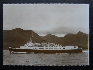 Isle of Man Steam Packet Ship T.S.S. MANX MAID II c1980 RP Postcard