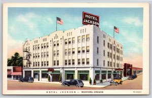 Medford Oregon~Hotel Jackson Bldg Street View~US Flag~Vintage Linen Postcard