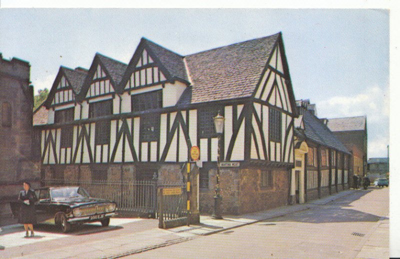 Leicestershire Postcard - The Guildhall - Leicester - Ref 2557A