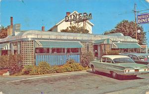 Highland NY Patrick's Diner Old Cars Postcard