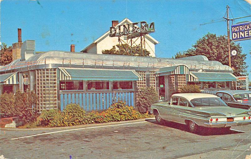 Highland NY Patrick's Diner Old Cars Postcard