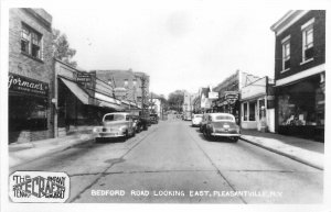 Postcard RPPC New York Pleasantville Bedford road looking East autos 23-3821