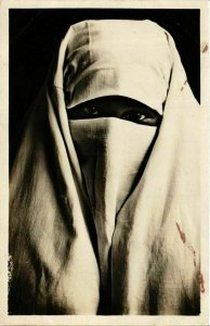 CPA AK Femme arabe voilee ALGERIE (874815)
