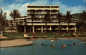 Maui Hawaii HI Hilton Hotel Swimming Pool Bathing Scene c1950s-60s Postcard