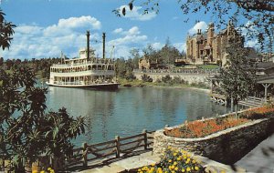 Cruising the reserve America frontierland Disneyland, CA, USA Disney 1973 