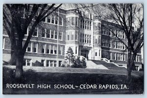 Cedar Rapids Iowa IA Postcard Roosevelt High School Building Exterior Trees 1940